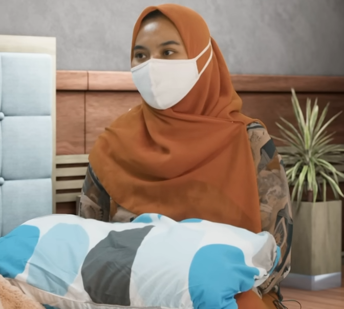 Nisa Selingkuh Sama Teman Suaminya