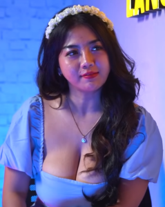 Nikmatnya Basah Diranjang
